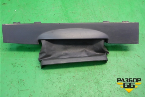 Накладка внутренняя (над рулевым кожухом) (7L6419798B) для Volkswagen Touareg c 2002-2010г