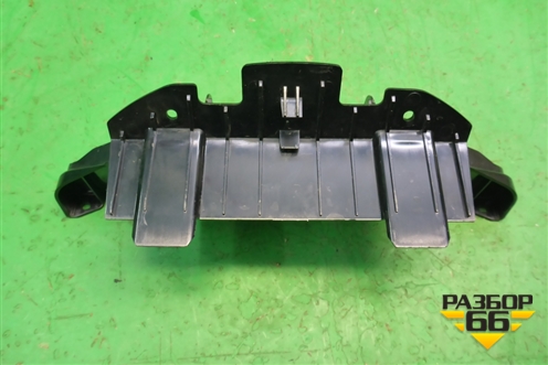 Кронштейн (щитка приборов) (7L6858435) для Volkswagen Touareg c 2002-2010г