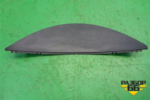 Накладка на щиток приборов (7L6857059B) для Volkswagen Touareg c 2002-2010г