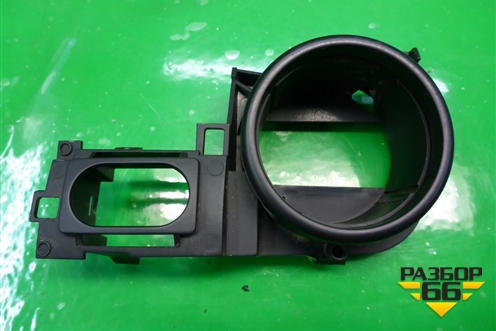 Кронштейн (модуля управлением света фар) (7L6858503T) (7L6858903T) для Volkswagen Touareg c 2002-2010г