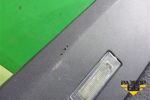 Обшивка багажника левая (7L6867037AB) для Volkswagen Touareg c 2002-2010г