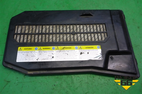 Крышка аккумулятора (под сиденьем) (7L0864643B) для Volkswagen Touareg c 2002-2010г