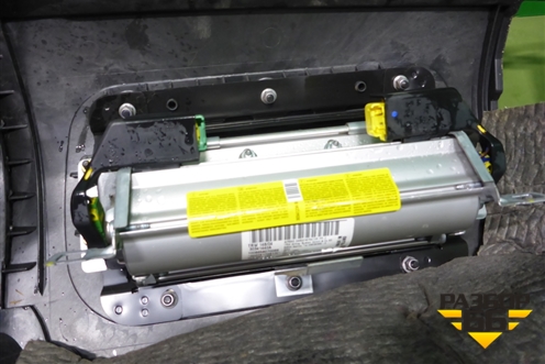 Торпедо с AIR BAG (верхняя часть) (7L6858451) для Volkswagen Touareg c 2002-2010г