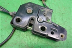 Замок капота (7L0823509A) для Volkswagen Touareg c 2002-2010г