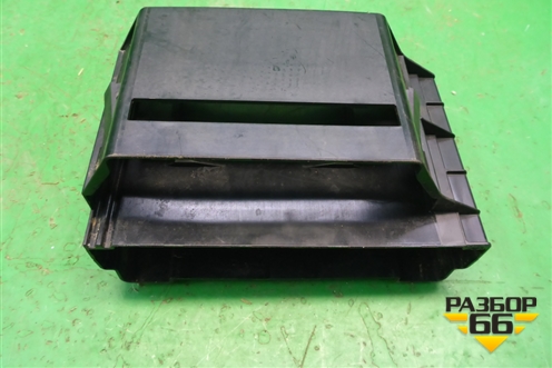 Кронштейн блока электронного (7L0927131D) для Volkswagen Touareg c 2002-2010г