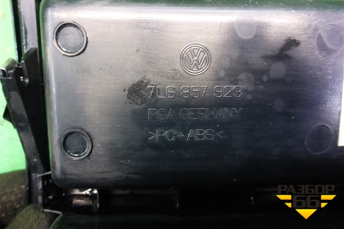 Дефлектор воздушный центральный (7L6857923) для Volkswagen Touareg c 2002-2010г