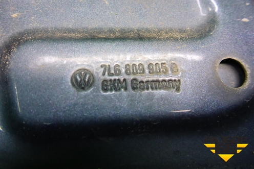 Лючок бензобака (7L6809905B) для Volkswagen Touareg c 2002-2010г
