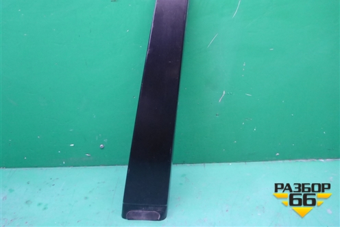 Накладка стойки (центральной левая) (7L6853317E) для Volkswagen Touareg c 2002-2010г