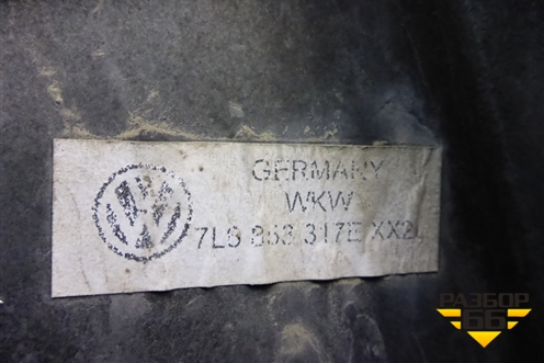Накладка стойки (центральной левая) (7L6853317E) для Volkswagen Touareg c 2002-2010г