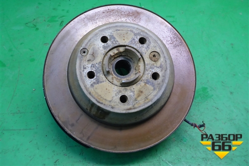 Кулак задний левый (7L0505435B) для Volkswagen Touareg c 2002-2010г