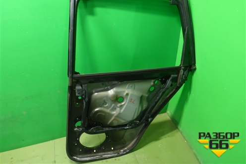 Рамка двери задней левой (7L6839729B) для Volkswagen Touareg c 2002-2010г