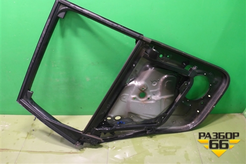 Рамка двери задней правой (7L6839730B) для Volkswagen Touareg c 2002-2010г