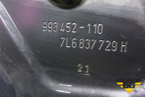 Рамка двери передней левой (7L6837729H) для Volkswagen Touareg c 2002-2010г