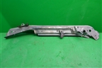 Кронштейн переднего крыла правый (7L6805920B) для Volkswagen Touareg c 2002-2010г