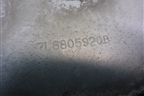 Кронштейн переднего крыла правый (7L6805920B) для Volkswagen Touareg c 2002-2010г
