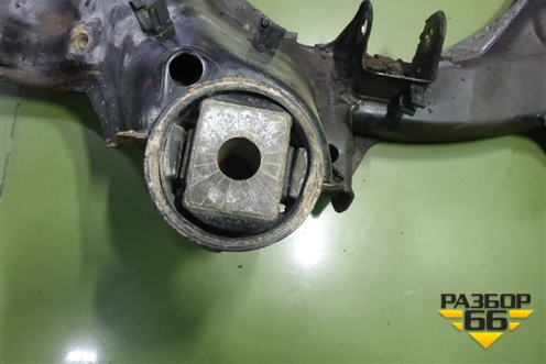 Подрамник передний АКПП (7L0407747) для Volkswagen Touareg c 2002-2010г