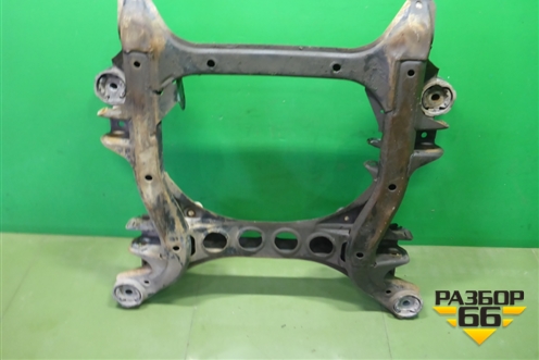 Подрамник передний АКПП (7L0407747) для Volkswagen Touareg c 2002-2010г