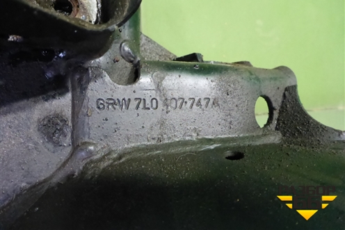 Подрамник передний АКПП (7L0407747) для Volkswagen Touareg c 2002-2010г