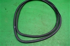 Уплотнитель двери передней левой (7L0867365A) для Volkswagen Touareg c 2002-2010г
