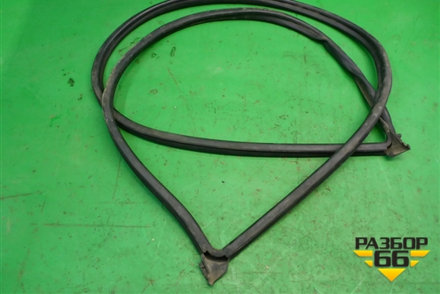 Уплотнитель багажника (на стекло) для Volkswagen Touareg c 2002-2010г