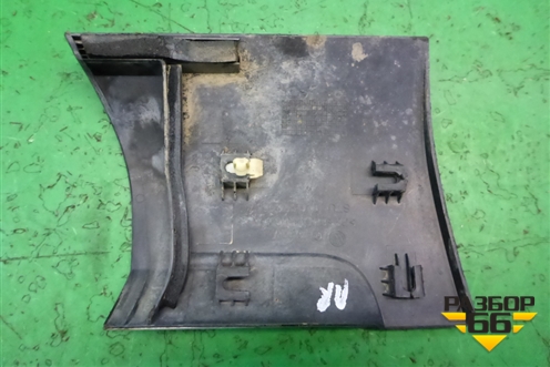 Накладка переднего крыла правого (7L6854960A) для Volkswagen Touareg c 2002-2010г