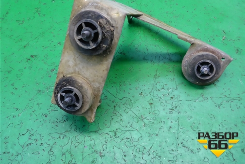 Кронштейн блока ABS (7L0614125) для Volkswagen Touareg c 2002-2010г