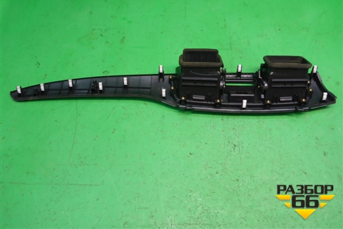 Накладка на торпедо (MR532228) для Mitsubishi Lancer-9  с 2003-2008г
