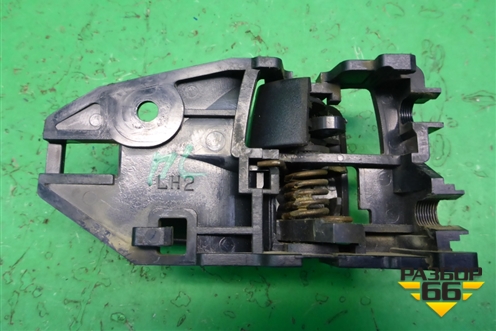 Ручка внутренняя двери передней левой для Mitsubishi Lancer-9  с 2003-2008г