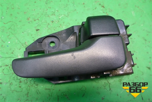 Ручка внутренняя двери передней правой для Mitsubishi Lancer-9  с 2003-2008г