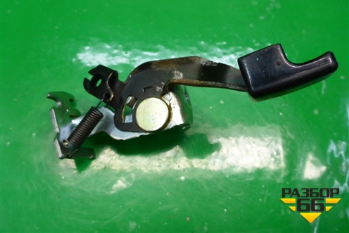 Ручка открывания лючка бензобака для Mitsubishi Lancer-9  с 2003-2008г