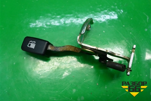 Ручка открывания лючка бензобака для Mitsubishi Lancer-9  с 2003-2008г
