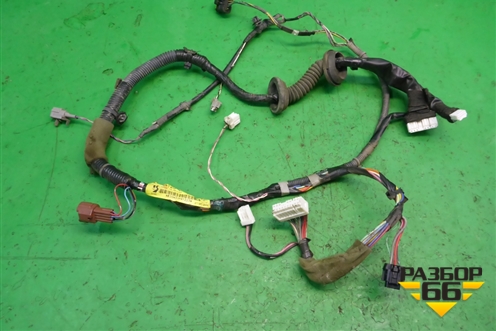Проводка двери передней левой (24125EM02A) для Nissan Tiida (C11X) с 2004-2013г