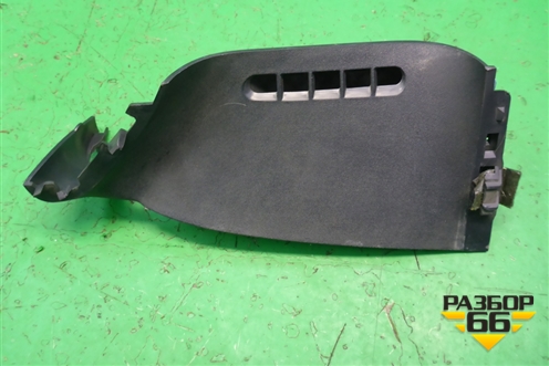 Накладка на торпедо (боковая верхняя левая) (681352ED500) для Nissan Tiida (C11X) с 2004-2013г