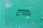 Стекло двери задней правой (хетчбэк) для Nissan Tiida (C11X) с 2004-2013г