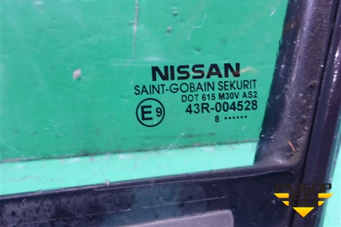 Стекло двери задней левой форточка (хетчбэк) для Nissan Tiida (C11X) с 2004-2013г