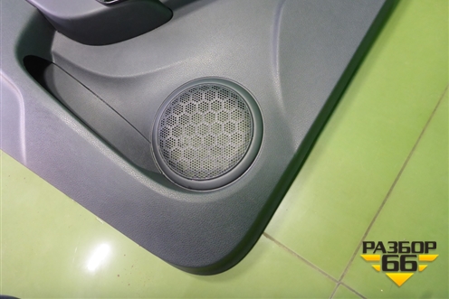 Обшивка двери передней левой под электрику (809018831R) для Renault Logan II с 2012г