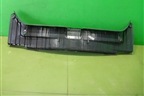 Обшивка багажника на заднюю панель (5838706270) для Toyota Camry V70 с 2017г