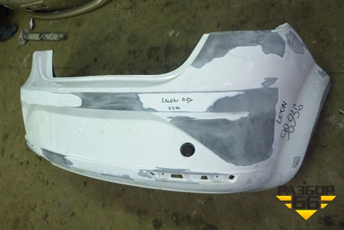 Бампер задний (1P0807421D) для Seat Leon с 2005-2013г