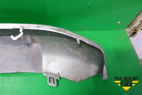 Накладка переднего бампера (на юбку) (527110R140) для Toyota Rav-4 с 2018г
