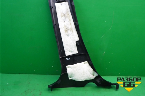 Обшивка стойки центральная нижняя правая (EG2168220) для Mazda CX 7 с 2006-2012г
