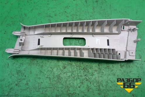 Обшивка стойки центральная верхняя правая (EG2168191) для Mazda CX 7 с 2006-2012г