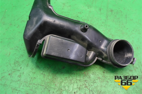 Воздухозаборник воздушного фильтра для Mazda CX 7 с 2006-2012г