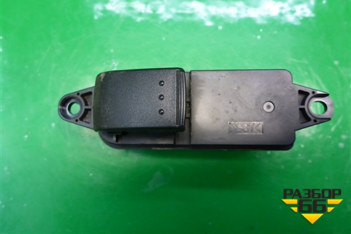Кнопка стеклоподъёмника (задняя правая) (EH6266380) для Mazda CX 7 с 2006-2012г