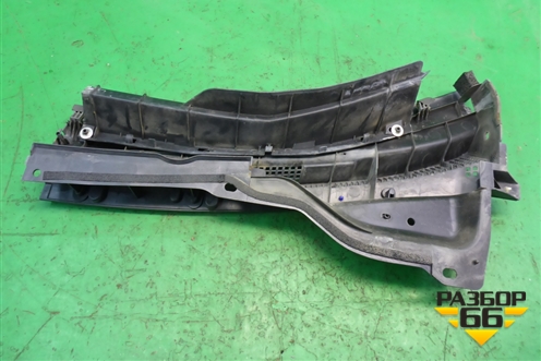 Решетка стеклоочистителей правая (EG21507R1) для Mazda CX 7 с 2006-2012г