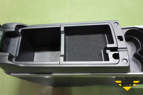 Подлокотник для Mazda CX 7 с 2006-2012г