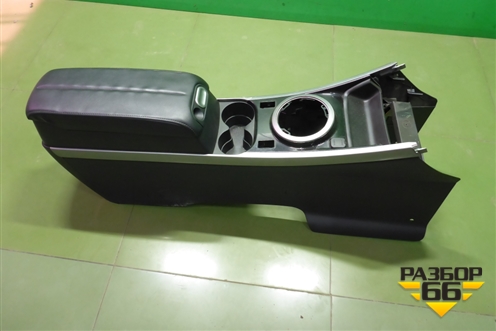 Подлокотник для Mazda CX 7 с 2006-2012г