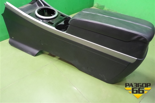 Подлокотник для Mazda CX 7 с 2006-2012г