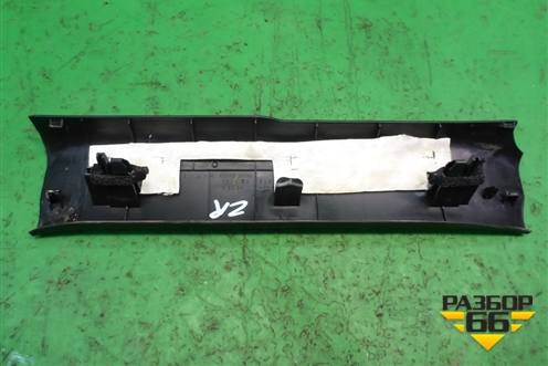 Накладка порога внутренняя заднего правого (EG2168730) для Mazda CX 7 с 2006-2012г