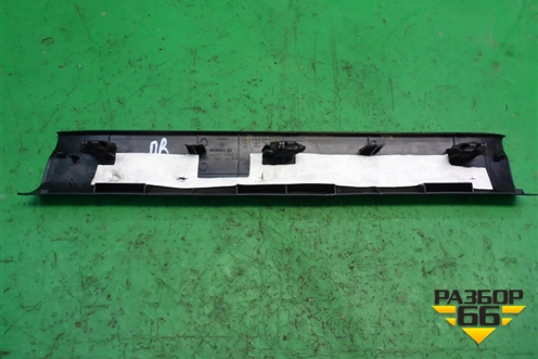 Накладка порога внутренняя переднего правого (EG2168710) для Mazda CX 7 с 2006-2012г