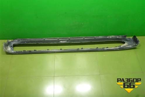 Накладка на порог наружная левая на подножку (5177460160) для Toyota Land Cruiser (200) с 2008г